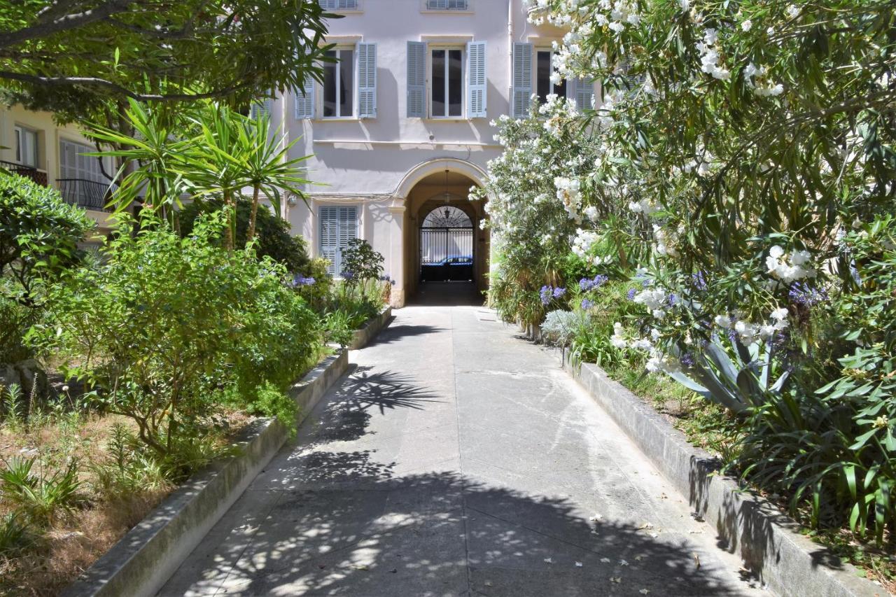 Bellecour Loft Apartment Menton Exterior photo